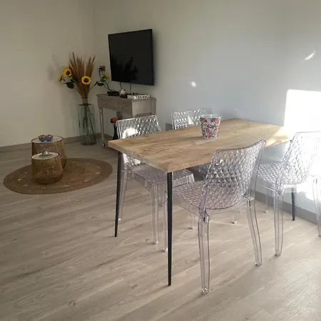 Casa Santa * Monticello